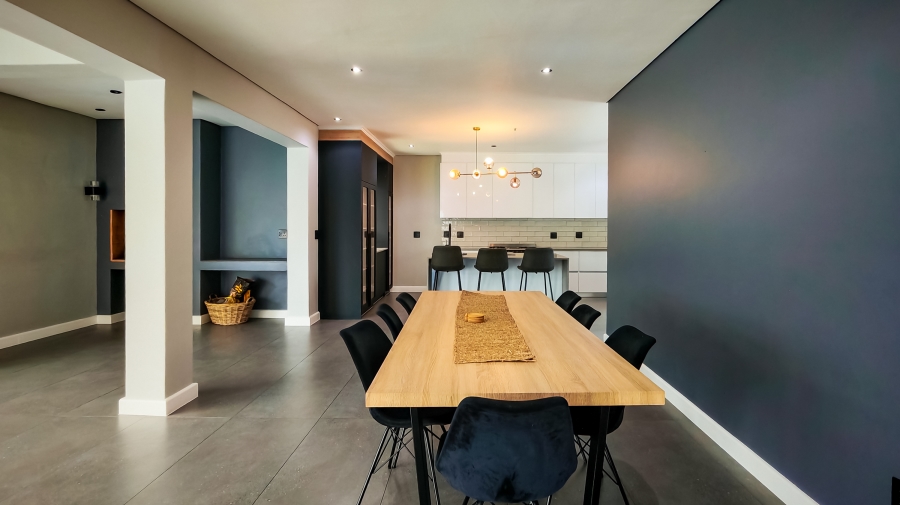 4 Bedroom Property for Sale in Sitari Country Estate Western Cape